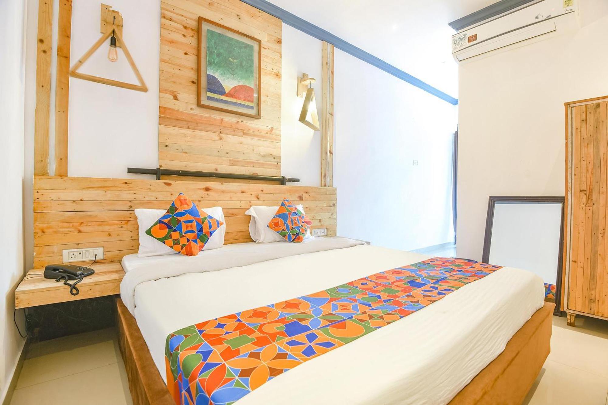 Fabexpress Neo Calangute Beach Resort Exterior foto